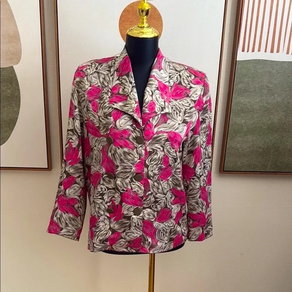 Celine Vintage Pink and Gray Floral Blazer - Picture 2 of 7